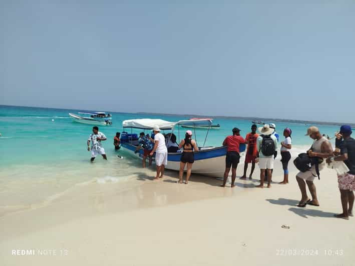 Cartagena: Round Trip Transportation to the Rosario Islands - Good To Know
