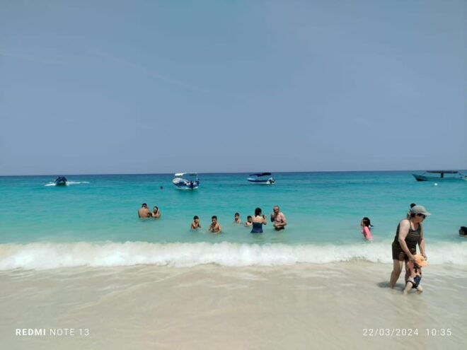 Cartagena: Round Trip Transportation to the Rosario Islands - Photographic Opportunities