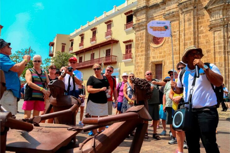 Cartagena: Shared Walking Tour in the Historic Center - Exotic Flora Along the Route