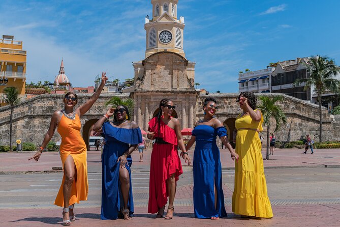 Cartagena Small-Group Walking Tour With Photographer Guide - Tour Highlights
