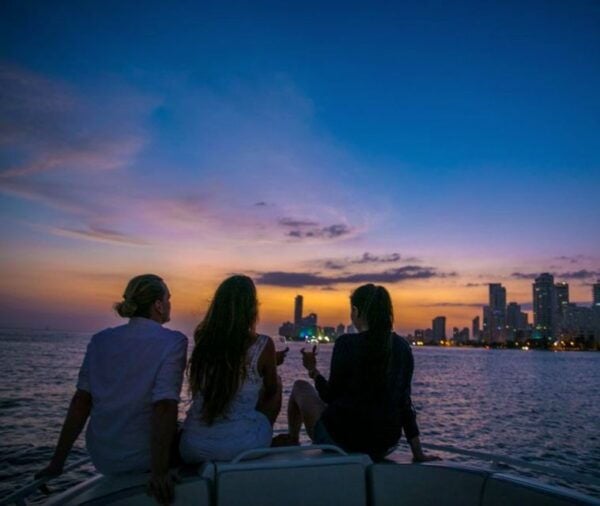 Cartagena: Speedboat Sunset Party With Open Bar & Club Entry - Directions