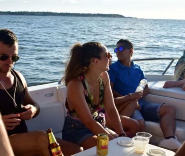 Cartagena: Speedboat Sunset Party With Open Bar & Club Entry - Highlights