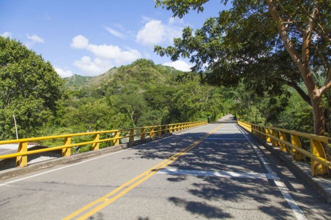 Cartagena to or From Tayrona Park Private Transfer - Vehicle Amenities