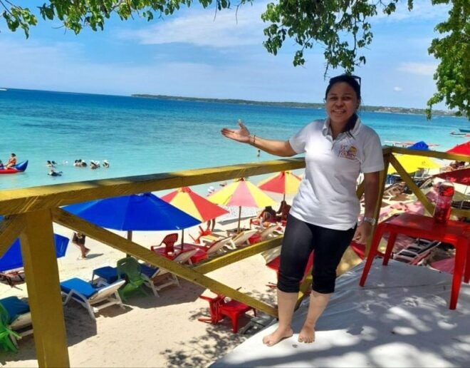 Cartagena: Traditional Daytour to Playa Blanca By Bus! - Ending Point and Booking Policies