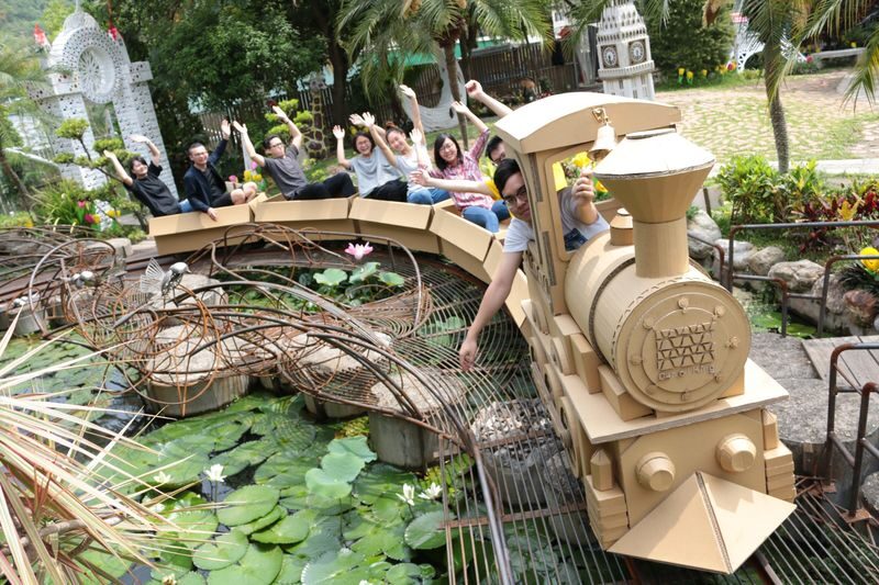 Carton King Creative Park Ticket in Taichung - Follow the displays at your own pace