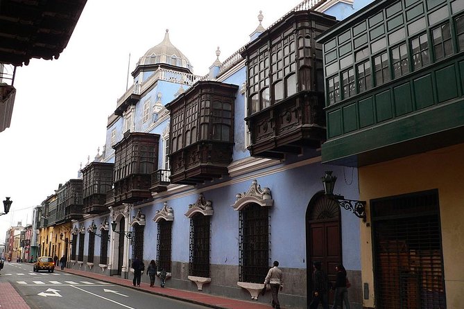 Casa Aliaga and Historic Buildings of Lima and Pisco Sour in the Gran Hotel Bolívar - The Sum Up