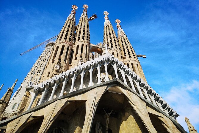 Casa Batllo, Mila, Sagrada Familia and Park Guell AutoGuided Tour - Included Tickets and AutoGuided Tour