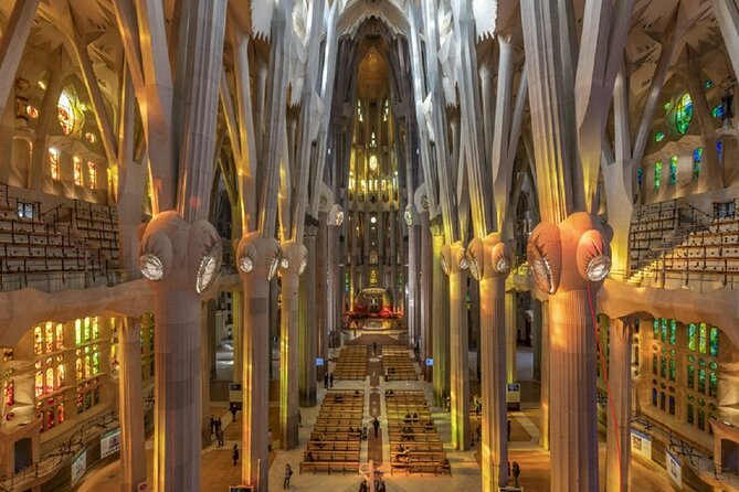 Casa Batllo, Mila, Sagrada Familia and Park Guell AutoGuided Tour - Meeting and Pickup Details