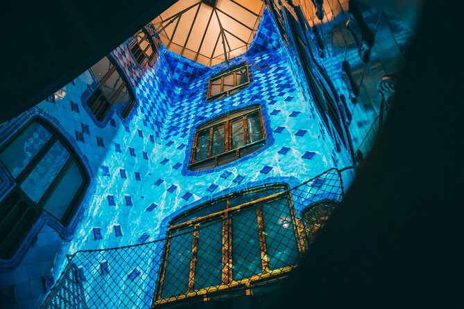Casa Batlló: One Winter Night Experience - Interactive Features and Gadgets
