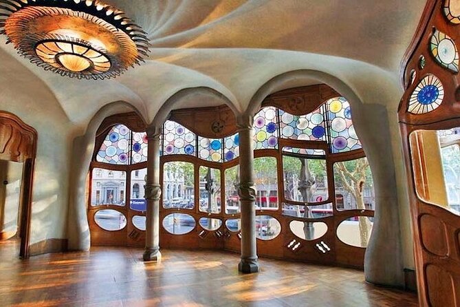 Casa Batlló Tour & Skip-the-line Official Licensed Guide - Tour Highlights and Itinerary