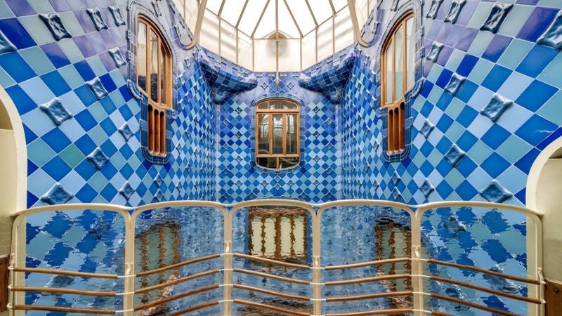 Casa Batllo Tour with Optional White Rabbit Museum Admission - The Gaudí Cube adds a modern note