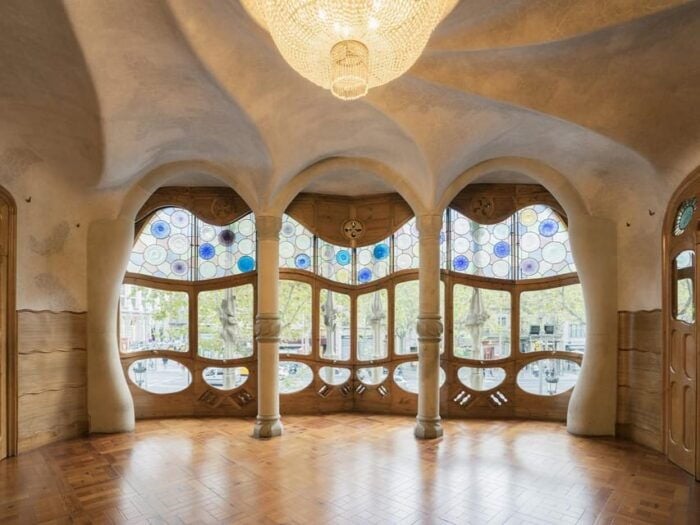 Casa Batlló Tour With Optional White Rabbit Museum Entry - Important Considerations