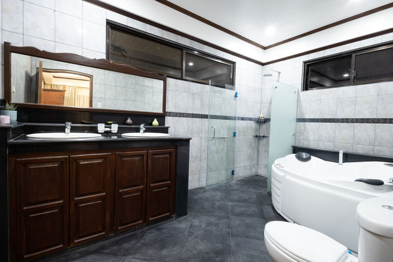 Casa Bella Vacation Home in Zambales - Pool, beach time, and easy games