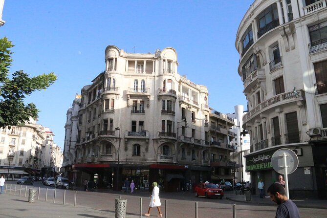Casablanca and Morocco Shared Walking Tour With Licensed Guide - Meeting and Pickup Information