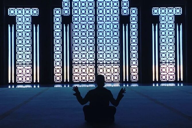 Casablanca Layover Tour With Round Trip Transfer - Highlighted Experiences and Reviews