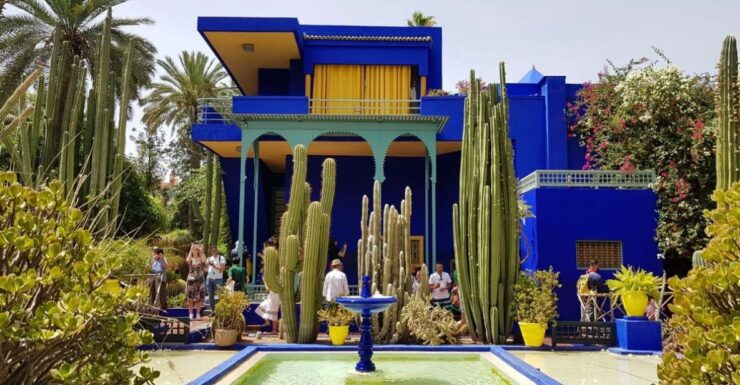 Casablanca: Marrakech Day Trip With Lunch and Camel Ride - Itinerary Highlights and Options