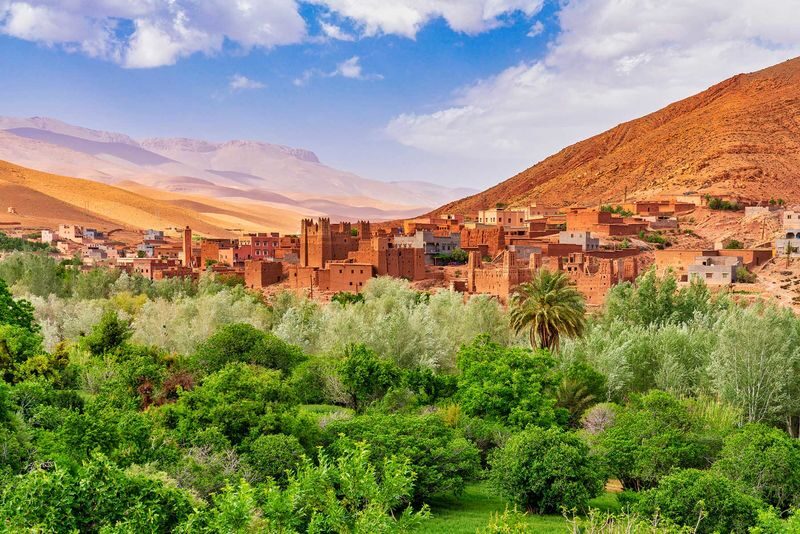 Casablanca Private Desert & Cultural Exploration with Merzouga & Chefchaouen - Aït Benhaddou and the High Atlas crossing