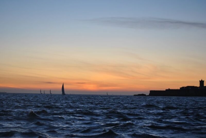 Cascais: 2-Hour Private Luxury Sunset Cruise with a Drink - A Detailed Look at the Sunset Cruise Experience