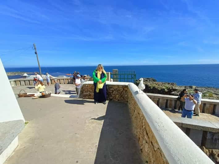 Cascais and Sintra Tour, Lunch in a Local Restaurant - Itinerary Highlights