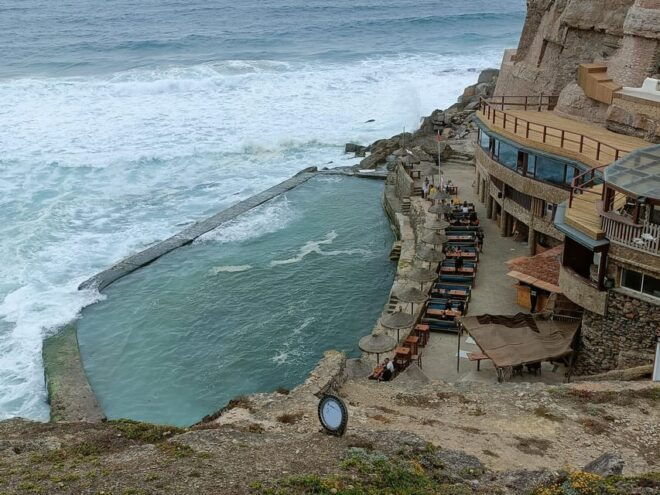 Cascais and Sintra Tour, Lunch in a Local Restaurant - Dining and Personalized Experience