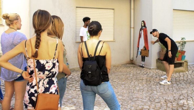 Cascais Bairro Da Torre Urban Art Gallery Tour - Good To Know