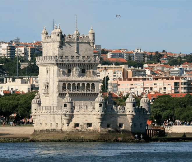 Cascais: Go With the Flow Private Sailing Tour - Eco-friendly Adventure