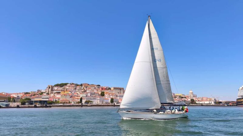 Cascais: Lisbon Morning Breeze Sailing Tour, Thursday - What to Expect on the Day