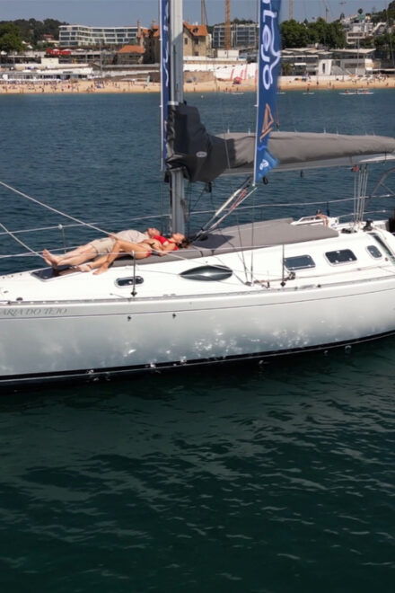 Cascais: Private Morning Sailing Cruise (3 Hrs) - Inclusions