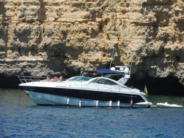 Cascais: Private Yacht Cruise in the Bay & Sightseeing - Frequently Asked Questions