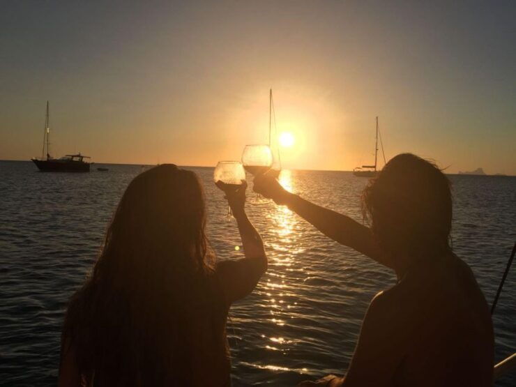 Cascais: Romantic Experience for Two by Sailboat - Experience Details