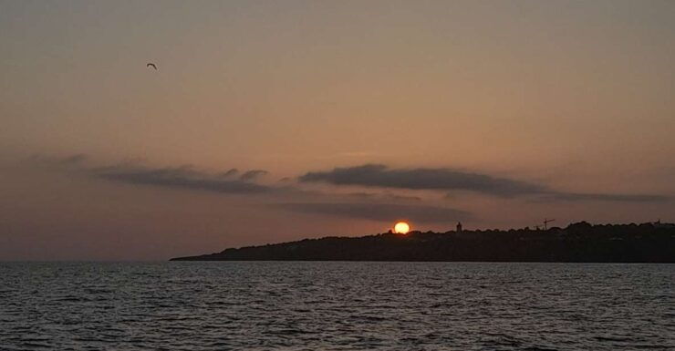 Cascais: Sunset Boat Trip With Welcome Drinks - Activity Details