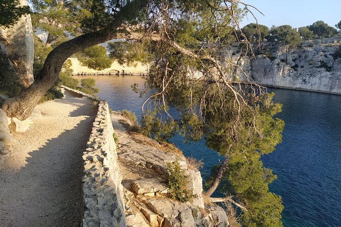 Cassis Hike: Port-Miou, Port-Pin, En-Vau - Inclusions and Meeting Point Details