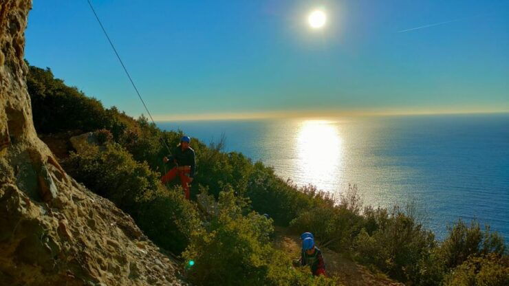 Cassis - La Ciotat: Climbing Class on the Cap Canaille - Languages Available