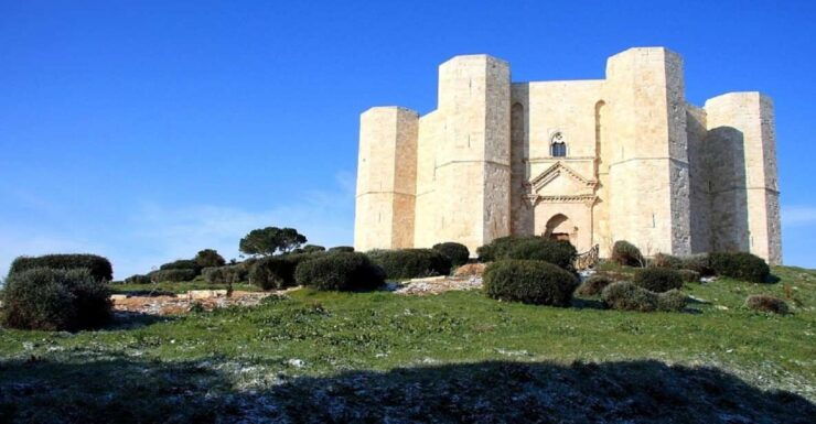 Castel Del Monte Tour With Transfer From Trani - Tour Description