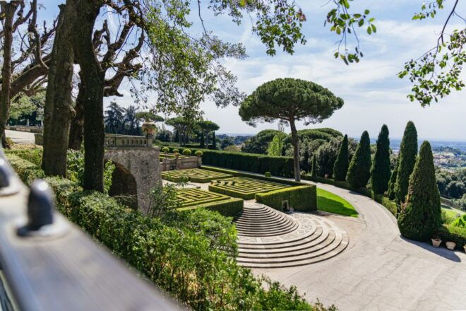 Castel Gandolfo: Palace Ticket and Gardens Minibus Tour - Detailed Experience Description