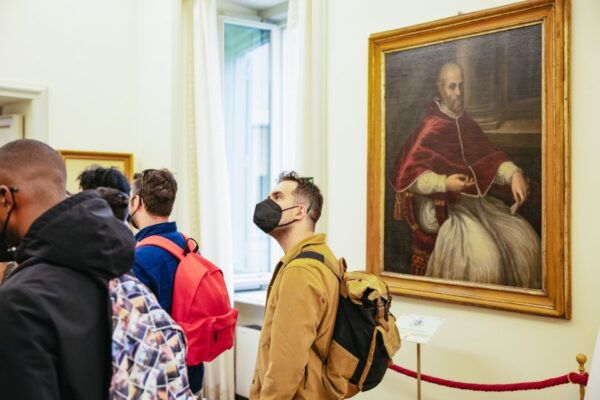 Castel Gandolfo: Palace Ticket and Gardens Minibus Tour - Common Questions