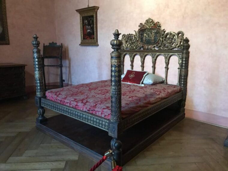 Castel Santangelo Skip the Line Ticket With Hop-On Hop-Off - Hop-On Hop-Off Bus Experience