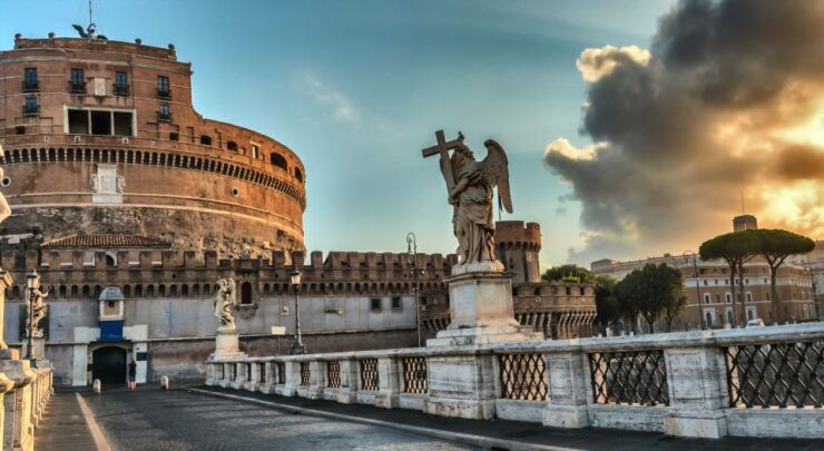 Castel Sant'Angelo The Tomb of Hadrian Private Guided Tour - Meeting Point and Activities