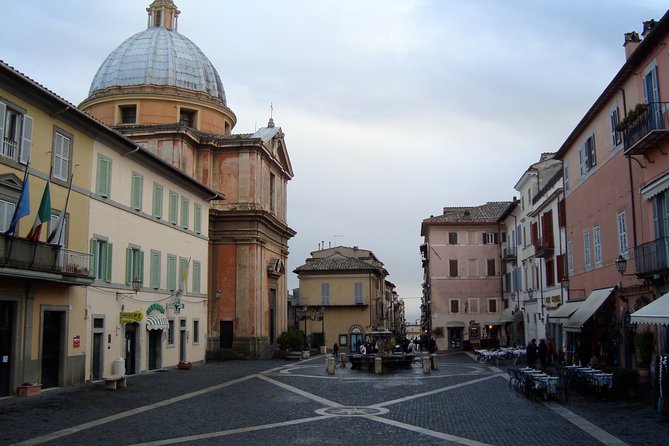Castelgandolfo Pontifical Villas and Catacombs From Civitavecchia - Tour Options