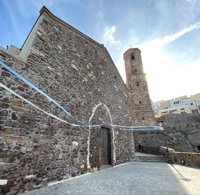 Castelsardo: Medieval Village Walking Tour With Aperitif - Experience Highlights