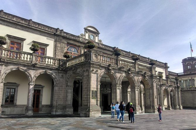 Castle Chapultepec - Meeting and Pickup