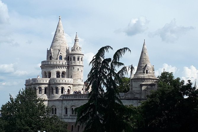 Castle District Walk With Legends - Tour Highlights