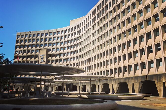 Castle to Capitol: Museums of the National Mall Architecture Tour - What To Expect