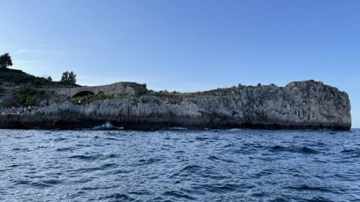 Castro-Urdiales: Private Boat Tour With Guide - Activity Highlights