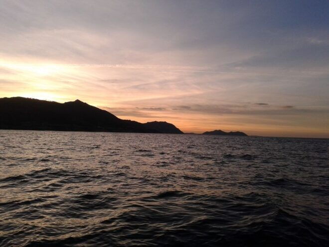 Castro-Urdiales: Private Boat Tour With Guide - Booking Information