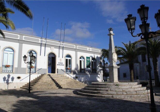 Castro Verde Scavenger Hunt and Sights Self-Guided Tour - Experience Details
