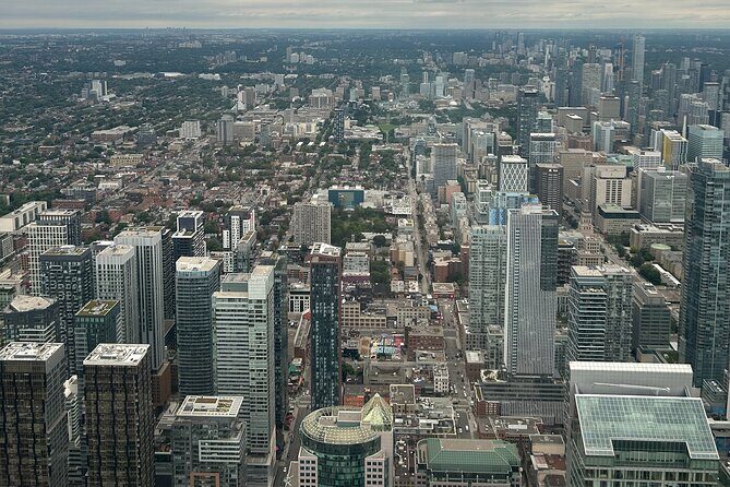 Casual Tour of Toronto by Land, Sky and Sea - What to Expect from This Toronto Tour