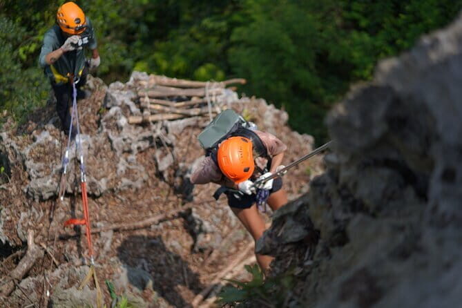 Cat Ba Abseiling Tour - Explore The Biggest Lagoon of Lan Ha Bay - What to Expect from the Cat Ba Abseiling Tour