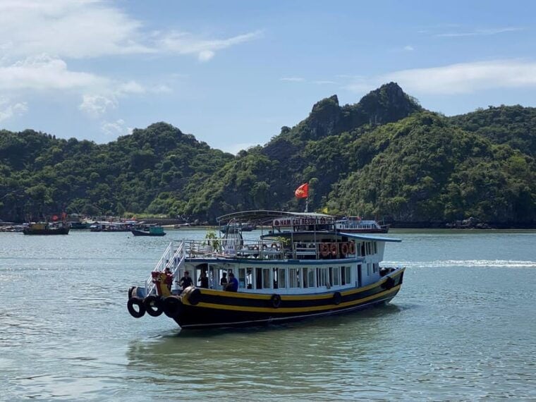 Cat Ba : Boat Trip to Fishing Village, Monkey Island - Exploring Lan Ha Bay
