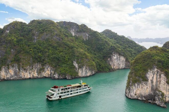 Cat Ba: Ha Long Bay 2D1N Cruise, Sung Sot Cave, Titop Island - Important Information